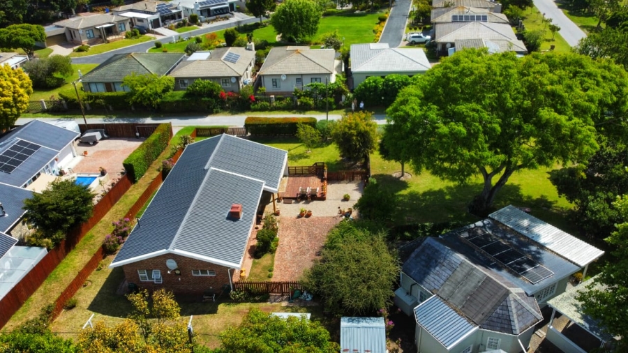 2 Bedroom Property for Sale in Sedgefield Central Western Cape